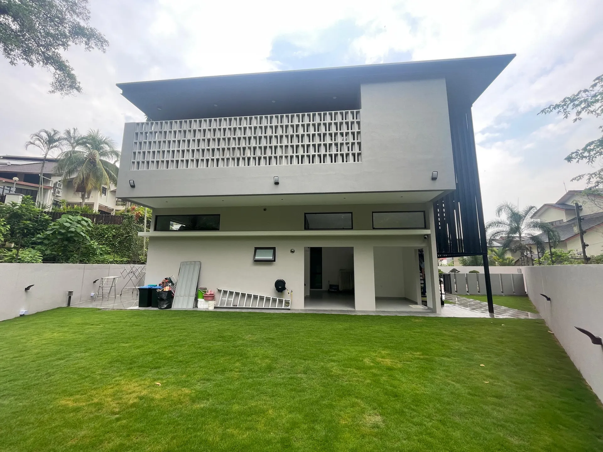 Extension & Renovation （2 Storey Bungalow）